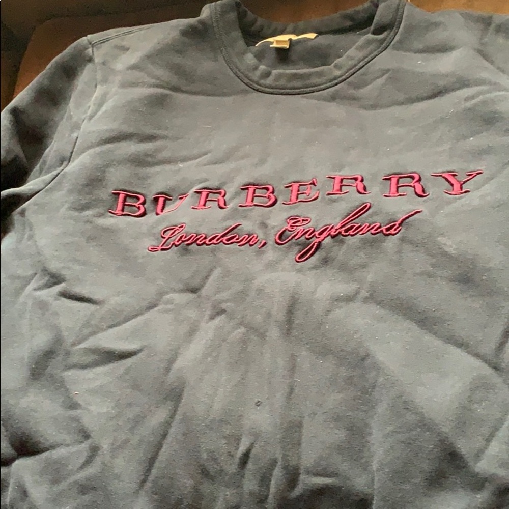 Burberry sweater